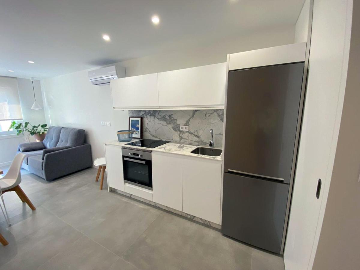 Nigrán Apartamentos Angelito Playa America A מראה חיצוני תמונה